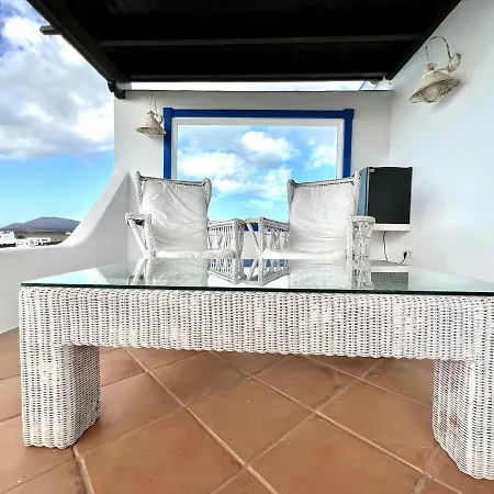 Apartmán Only Adults With Breakfast Included, Freewifi, Shared Pool, Ocean View In Yaiza *