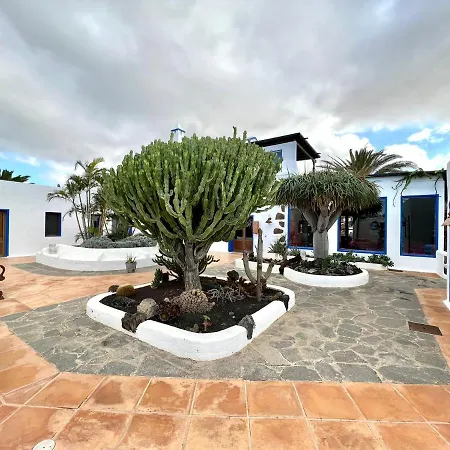 Only Adults With Breakfast Included, Freewifi, Shared Pool, Ocean View In Yaiza 公寓 *