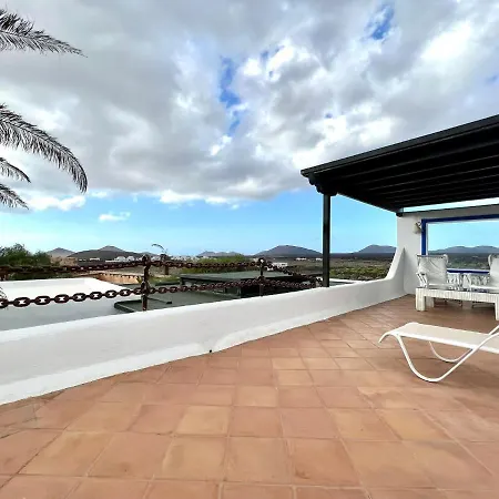 Only Adults With Breakfast Included, Freewifi, Shared Pool, Ocean View In Yaiza Appartement Yaiza (Lanzarote)