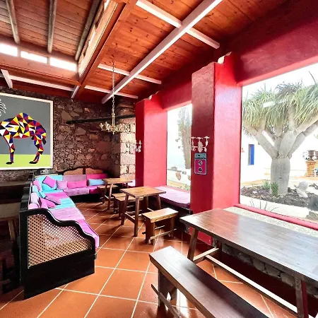 Only Adults With Breakfast Included, Freewifi, Shared Pool, Ocean View In Yaiza Appartement *